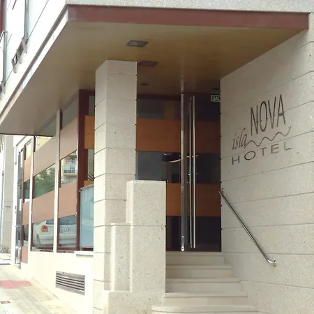 מלון Isla Nova 2*